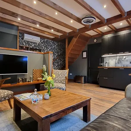 Bed Op Steeg / Apartment De Steeg
